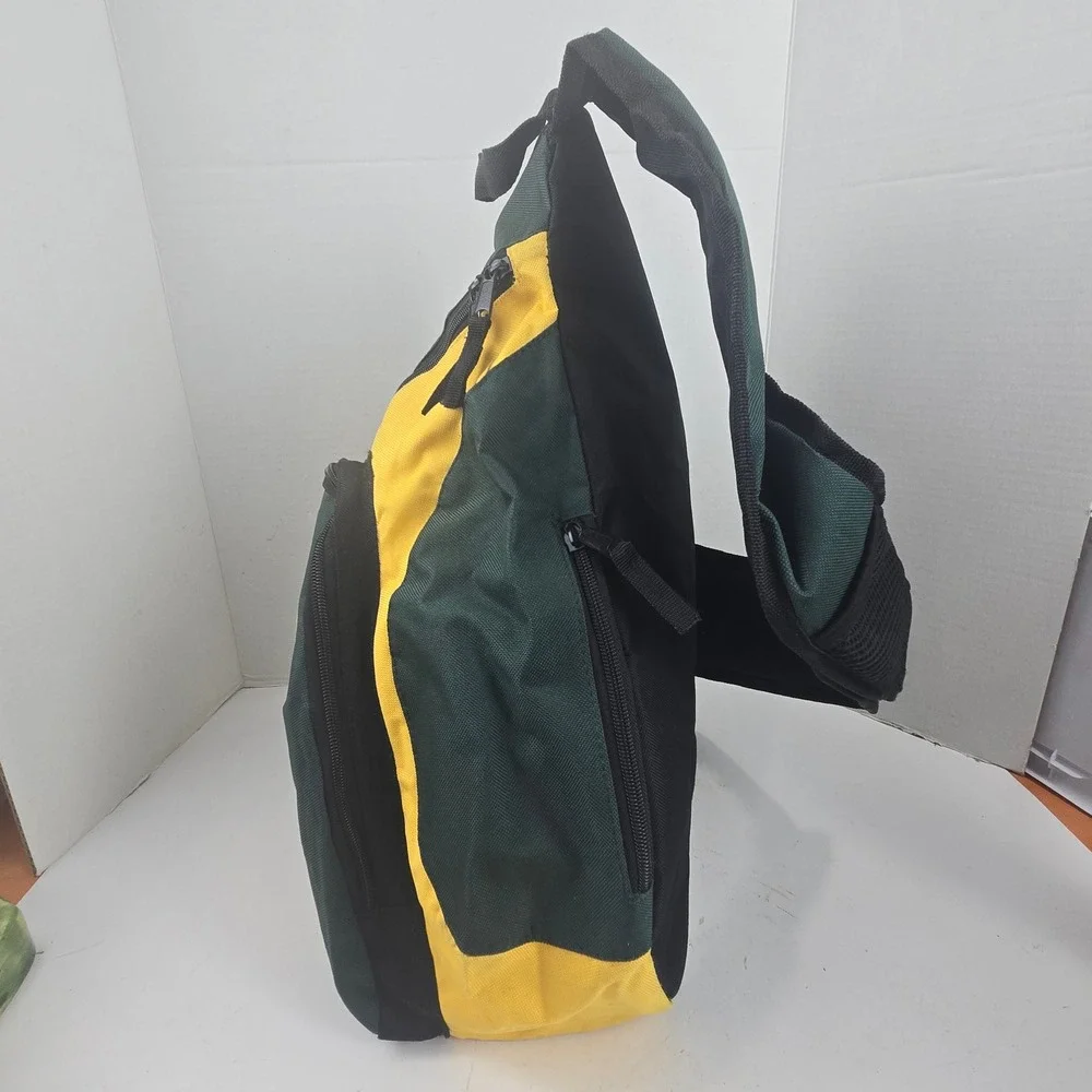 Baylor Bears Sling Backpack Single Strap Bag Green Yellow BU Logo Large Fan Gear